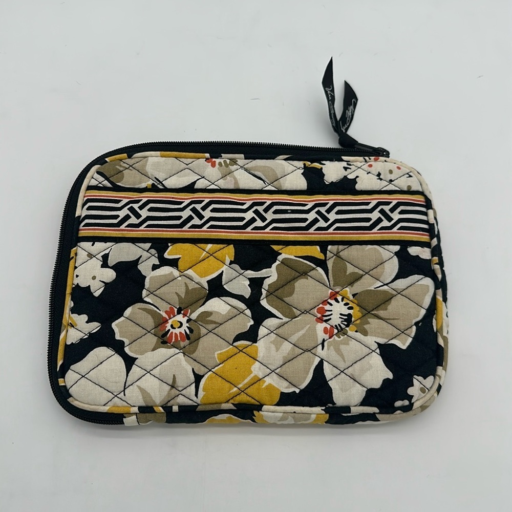Vera Bradley Quilted Floral Organizer